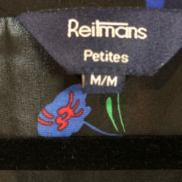 Floral blouse​ - Picture 3 of 3